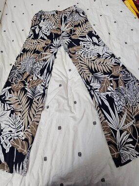 Espresso Tropical Vibrant print women's pants, elastic waist, pockets size M